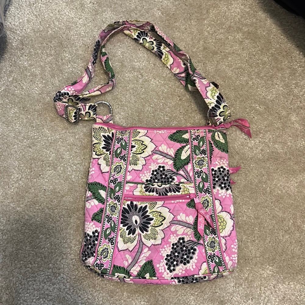 Vera Bradley pink crossbody purse